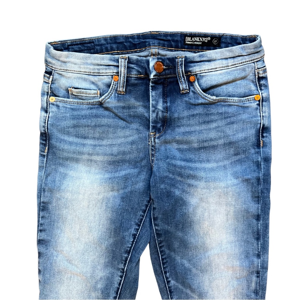 EUC BlankNYC Skinny Classique Jeans 27 Distressed Wash Raw Hem 27x27 - Picture 3 of 9